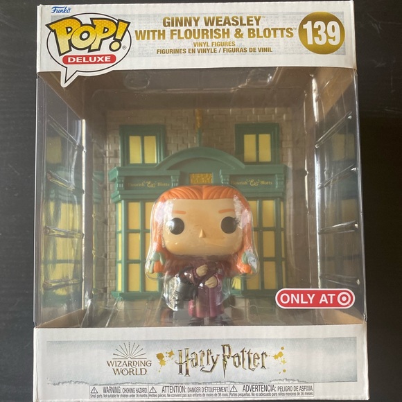 Funko Pop! Harry Potter Ginny Weasley with Flourish & Blotts #139 -2
